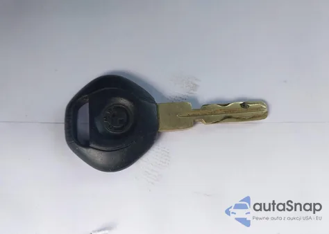 1998 BMW 328 I из США, поврежденный, VIN WBACD3321WAV24404